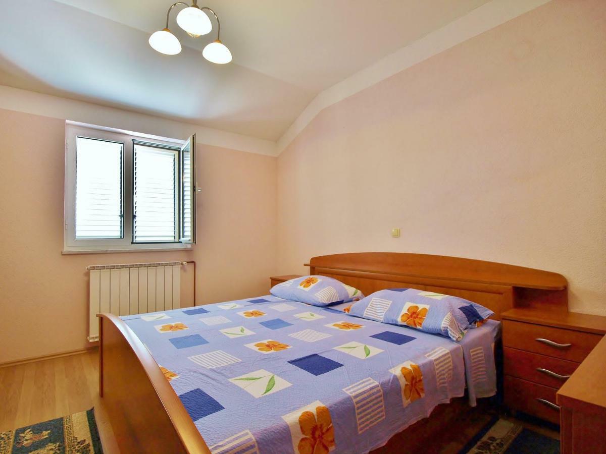 Apartmani Andelo I Ruzica Mundanije Bagian luar foto